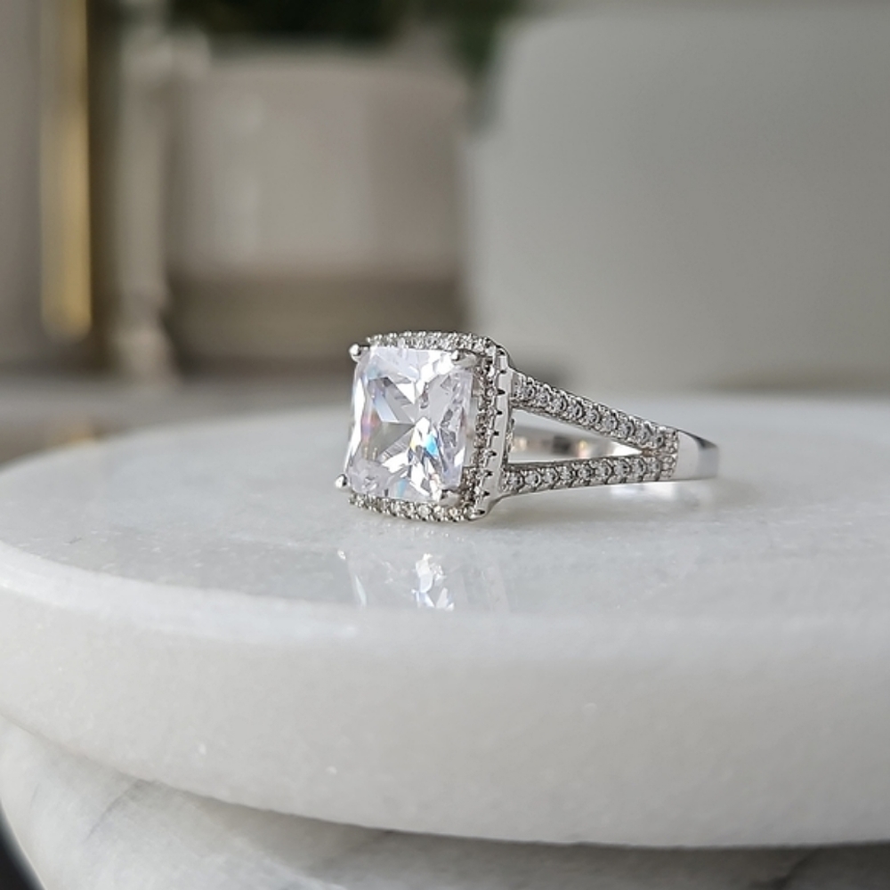 Classic Style ring, solid 925 Sterling Silver Charmed Aroma